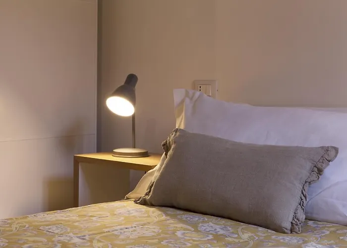 Cozy In Via Degli Spagnoli - Fromhometorome