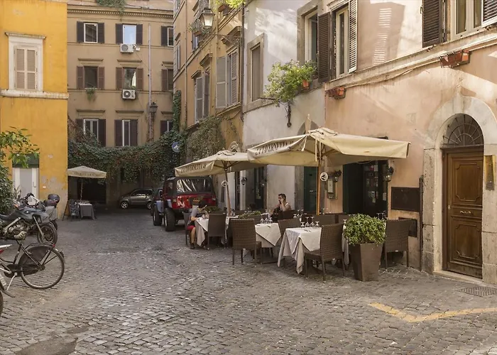 Апартаменты Cozy In Via Degli Spagnoli - Fromhometorome Рим